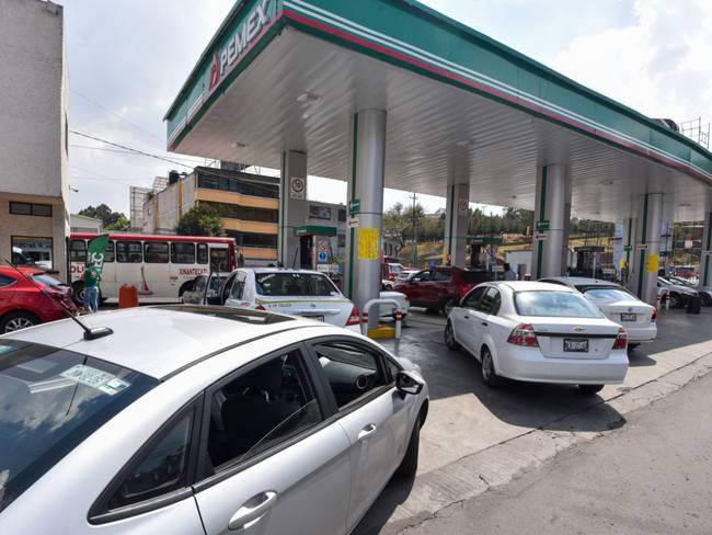 Se sancionará a gasolineros que no bajen precio de combustibles: Profeco
