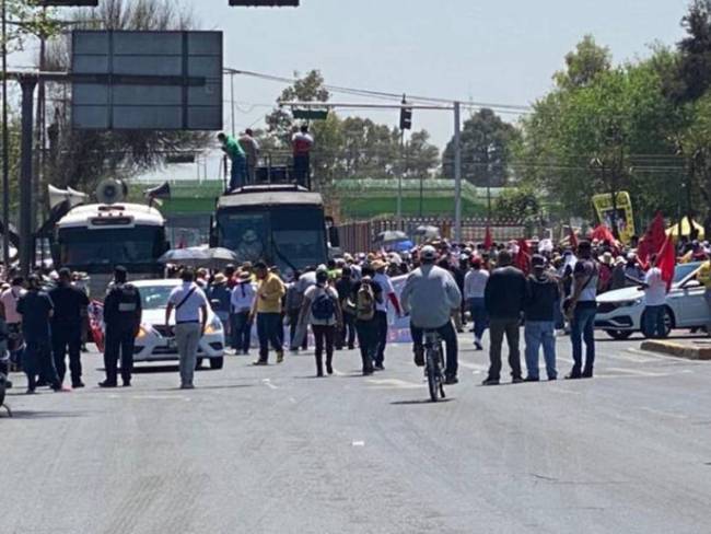 Maestros de la CNTE protestan en calles de la CDMX