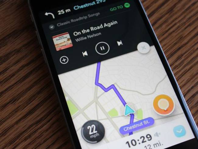 Ya puede usarse Spotify con Waze en equipos iOS