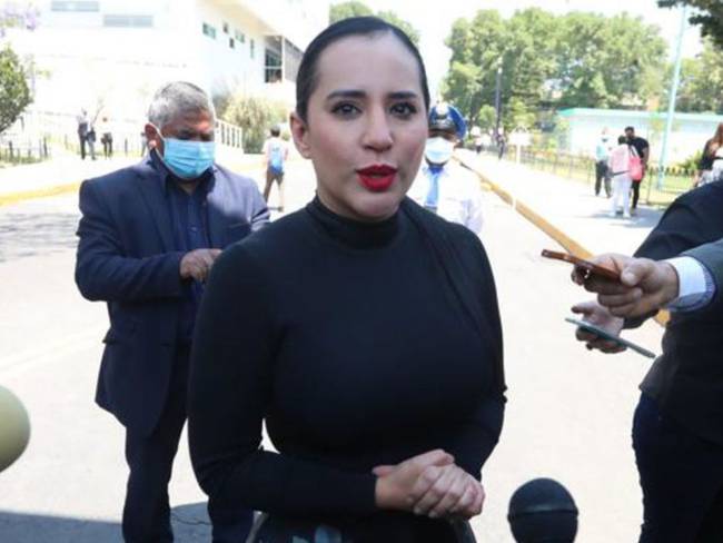 Policías agraviados por Sandra Cuevas interponen recurso de revocación