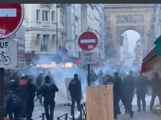 Se registra enfrentamiento en calles de París, después de un tiroteo