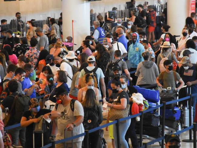 México registró más de 11.3 millones de entradas de migrantes: SEGOB
