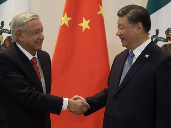 AMLO y Xi Jinping, presidente de China se reúnen por primera vez