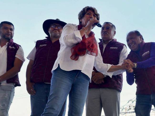 Delfina Gómez suma a sus filas a líderes de PRI y PES en Chicoloapan
