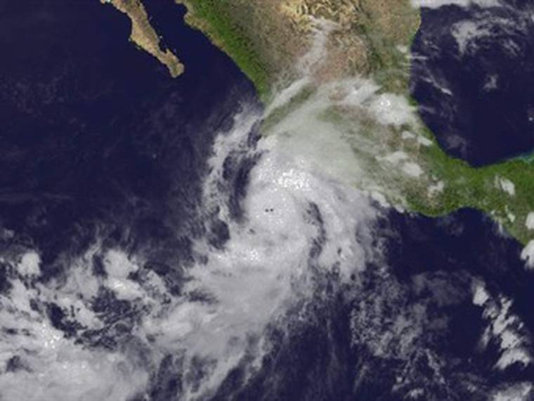 El huracán &quot;Patricia&quot; amenaza fuertemente a las costas del Pacífico mexicano