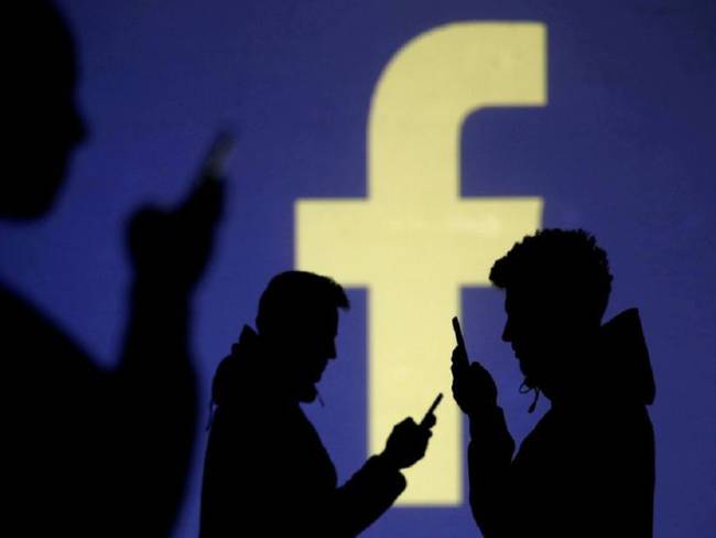 Herramienta de transparencia de Facebook aumenta el costo político: R3D