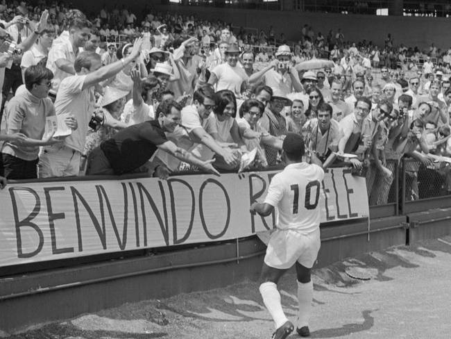 Cinco cosas que no debes olvidar del astro brasileño, Pelé