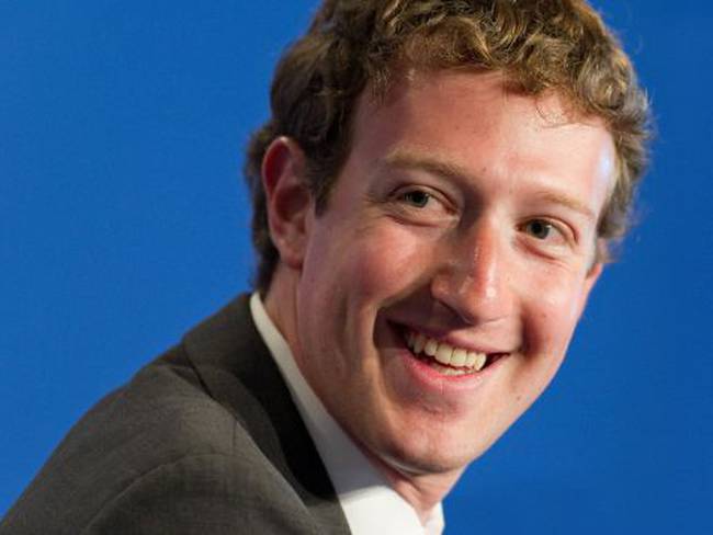 &quot;Así Sopitas&quot;: Zuckerberg es cuestionado por sus labores caritativas