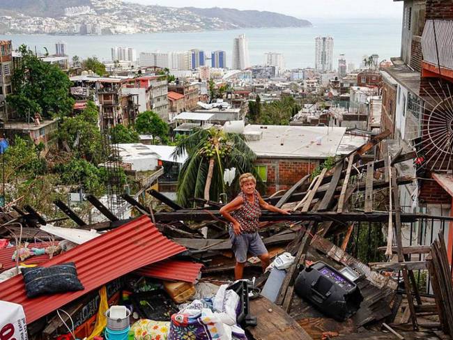 Concluye censo de damnificados en Acapulco, iniciará reconstrucción: AMLO