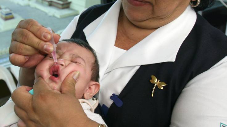 Austeridad bajó el nivel de vacunación en México: Nayeli Roldán