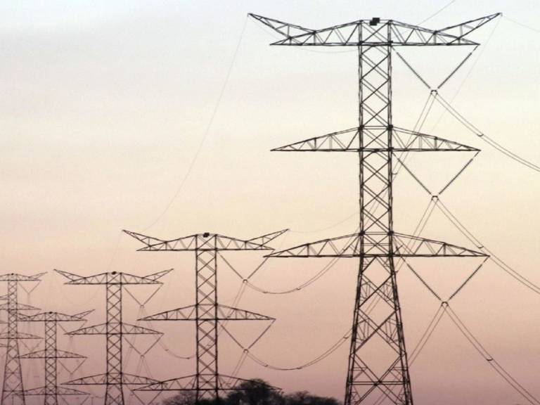 Unión Europea advierte al Senado ola de amparos por reforma eléctrica