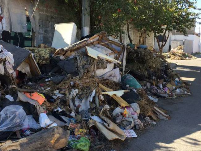 Convierten las calles de Chulavista en un basurero