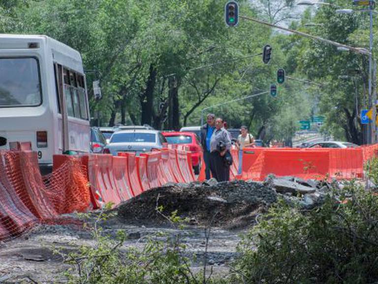 Se mantendrá construcción de Metrobús sobre Reforma: Guillermo Calderón