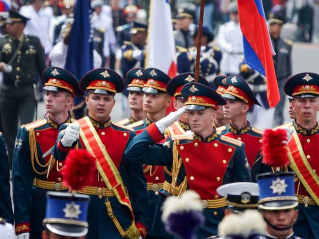 Contingente ruso participó en desfile militar del 16 de septiembre
