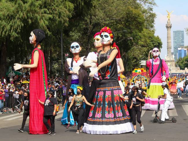 Se realizó el Desfile Internacional de Día de Muertos en la CDMX