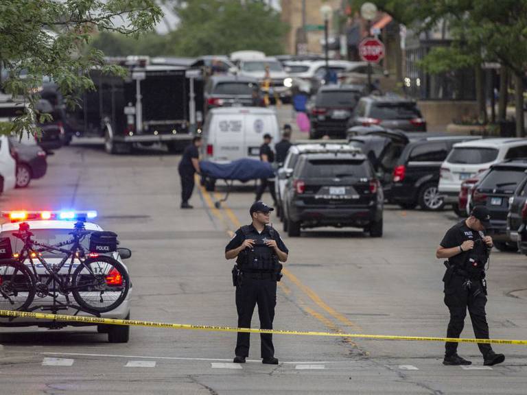 Un mexicano entre las víctimas del tiroteo en desfile de Chicago: SRE
