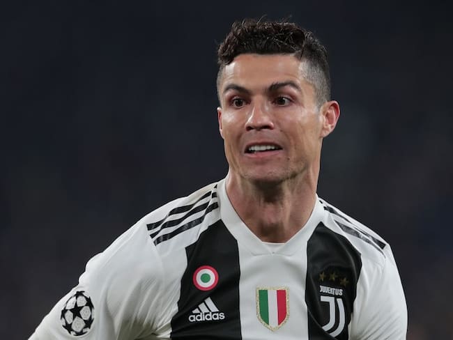 Policía de Italia confisca cocaína con insignia de Cristiano Ronaldo