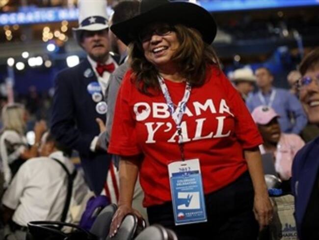 Listos demócratas en Chicago para celebrar eventual triunfo de Obama