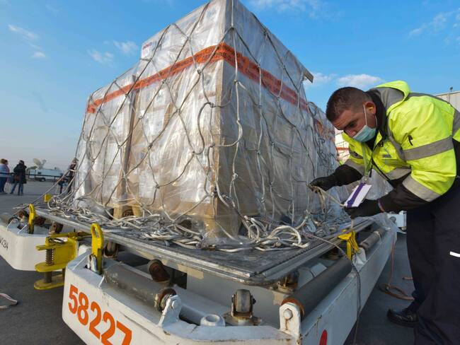 Niega Sheinbaum opacidad tras posible estafa en INSABI
