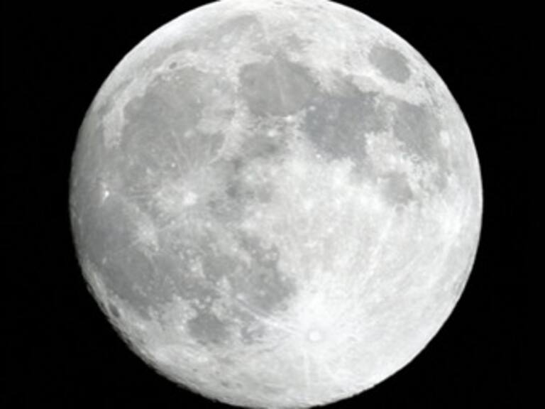 No te pierdas la luna llena más grande y brillante del 2012