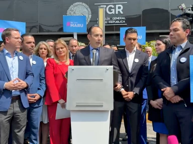 Maru Campos comparece ante la FGR en la CDMX