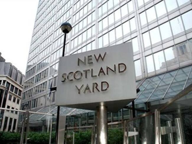 Polémica por sanciones a incitadores de disturbios en Reino Unido