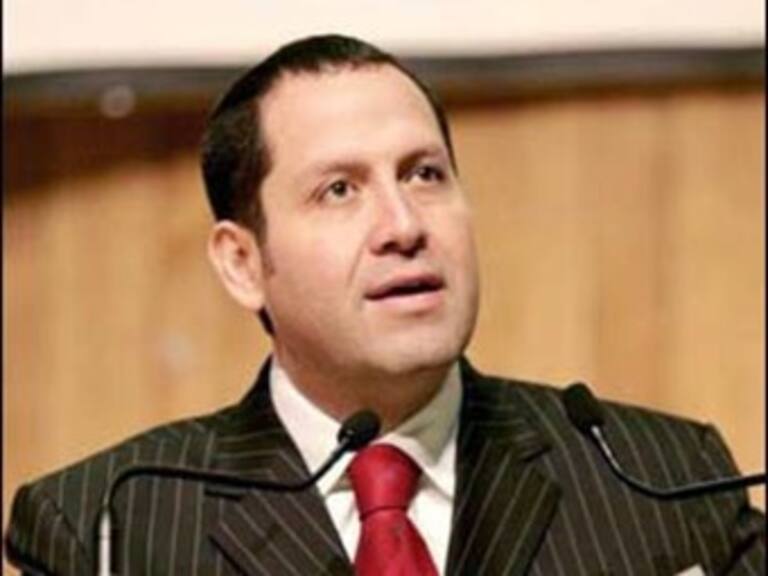 Aprueban registro de Eruviel Ávila como candidato a gobernador del Edomex