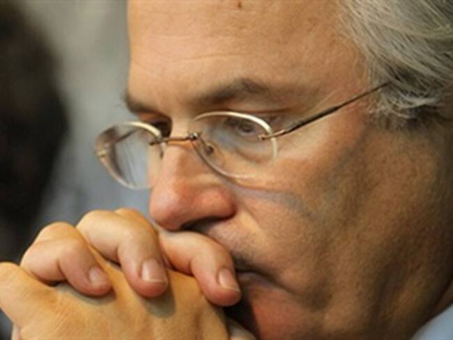 Garzón asesorará a OEA en verificación de desarme