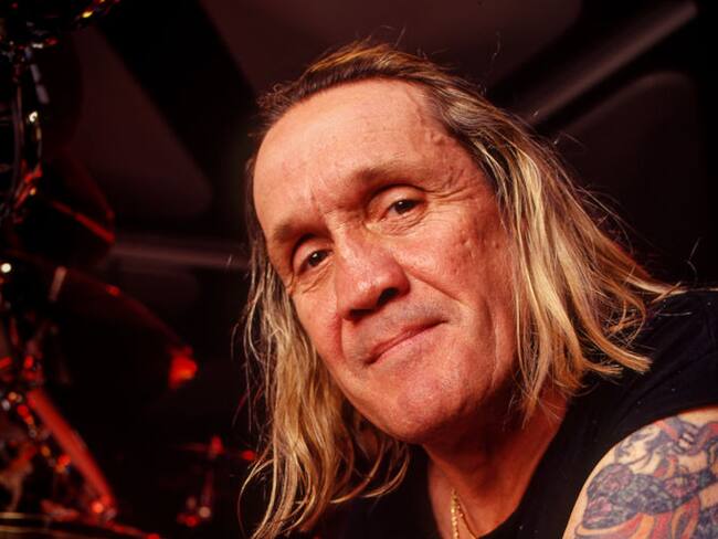 Nicko McBrain deja Iron Maiden tras 42 años en la agrupación
