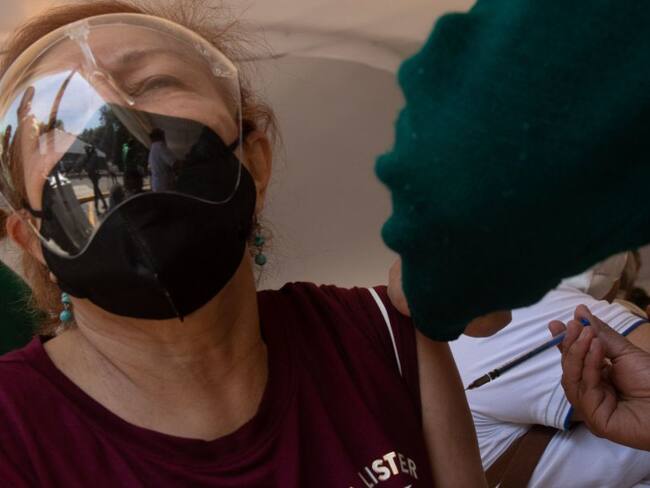 En CDMX se han vacunado a 273 mil 84 mil adultos mayores