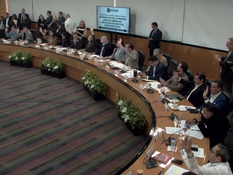 Paquete Fiscal 2027: Comisión de Hacienda aprueba en lo general reformas a la Ley Federal de Derechos