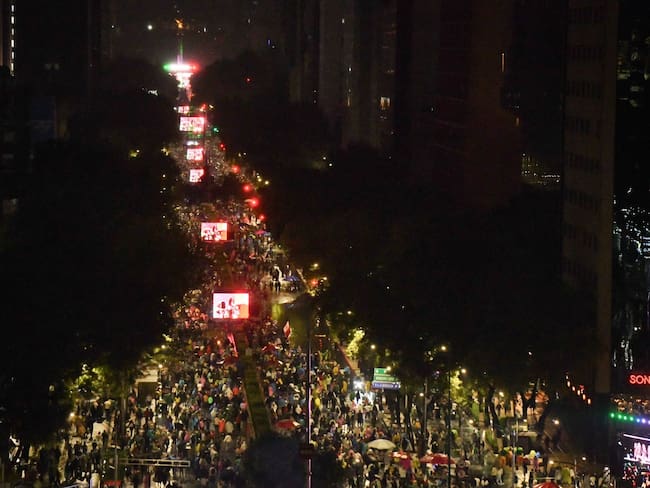 Goleada de México a Chequia desata la locura en el Ángel de la Independencia