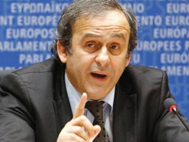 Propone UEFA prohibir fichajes internacionales de menores