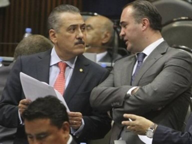 Responde Beltrones a Elba Esther Gordillo