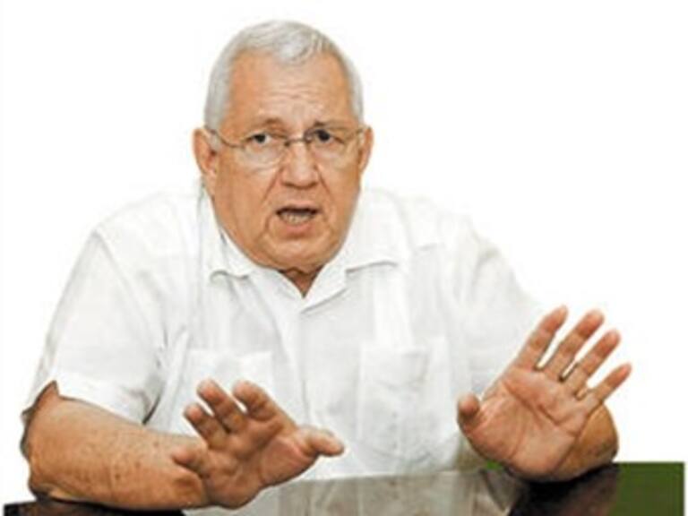 Micheletti descarta abordar tema de restitución con misión de EU