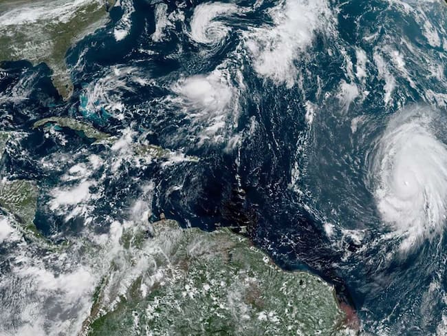 Así es captado Lorenzo desde satélites; el huracán más fuerte del Atlántico
