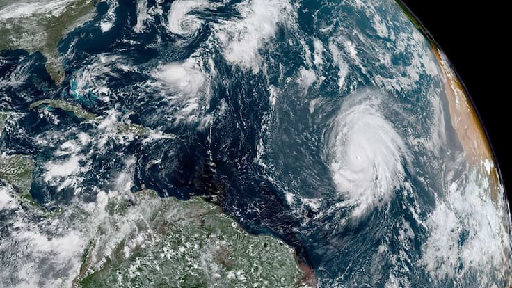 Así es captado Lorenzo desde satélites; el huracán más fuerte del Atlántico
