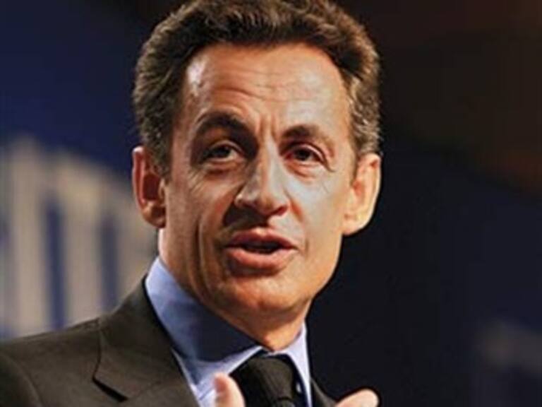 Anuncia Sarkozy plan para evitar revuelta social