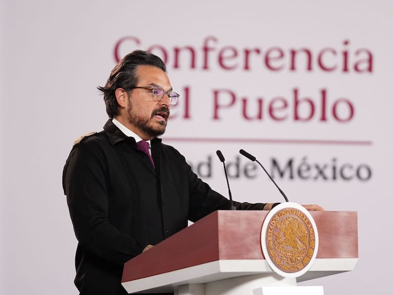 Zoé Robledo, director general del IMSS
