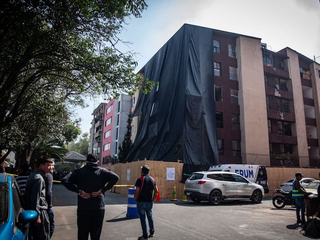 Rehabilitación de condominio en Paseos de Taxqueña tardará un año tras explosión: Clara Brugada