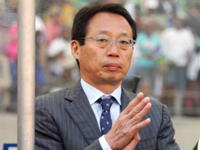 Okada da a entender que abandonará su cargo en Japón