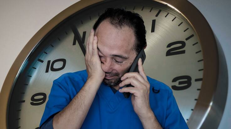 ¿Te escriben del trabajo fuera de horario? Esta propuesta busca que te paguen ese tiempo extra