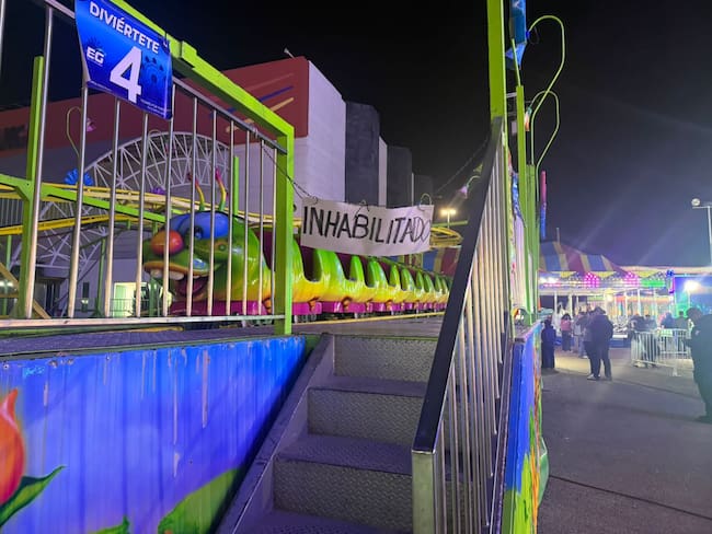 Niña cae de juego mecánico en la Feria de la Navidad en Durango