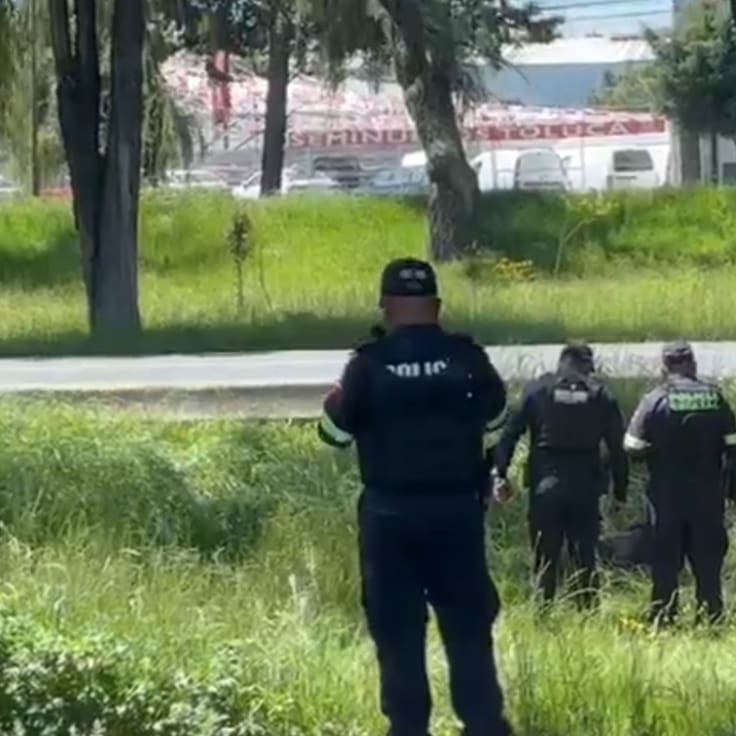 Mujer sin vida es abandonada en Paseo Tollocan; investigan posible feminicidio