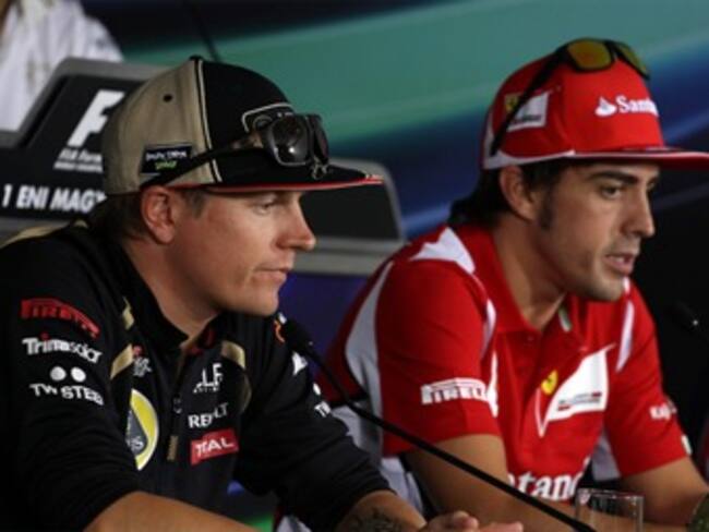 Tarde o temprano habrá problemas entre Kimi y Alonso: Prost