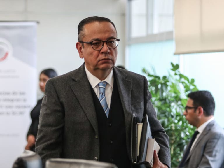 El diputado panista, Germán Martínez afirmó "no soy tapadera de nadie", sobre el desafuero solicitado para el líder nacional del PRI, Alejandro Moreno Cárdenas.