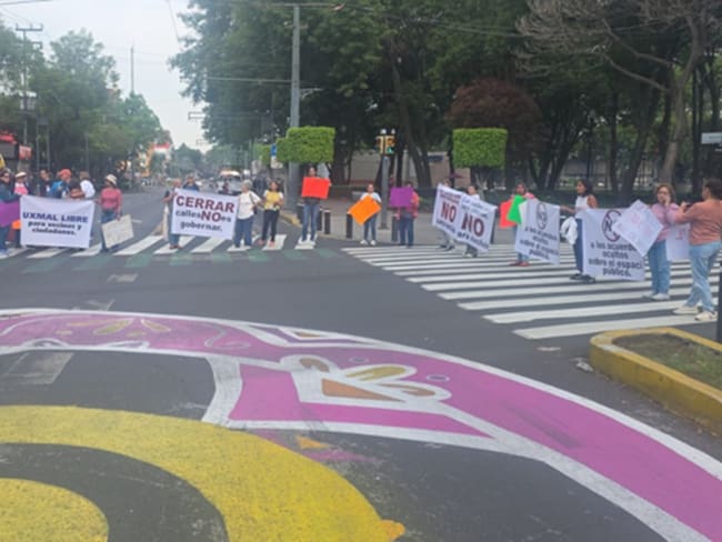 Bloqueos y protestas generan afectaciones viales en CDMX y Edomex