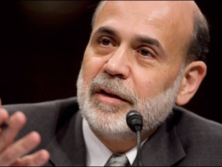 Reitera Bernanke peligros de 'precipicio fiscal' para economía de EUA