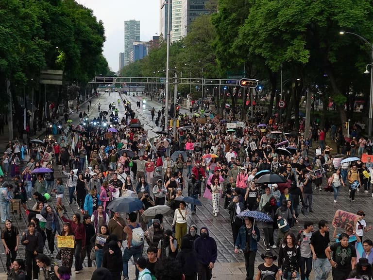 CIUDAD DE MÉXICO 04JULIO2025.- Se llevó a cabó la primera marcha de personas se manifestaron contra la gentrificación el viernes 4 de julio.FOTO: ROGELIO MORALES /CUARTOSCURO.COM