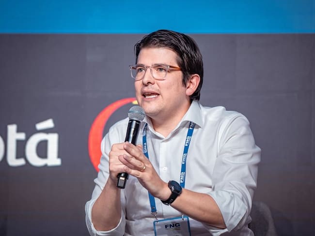 Atentan contra Miguel Uribe Turbay, aspirante a la presidencia de Colombia